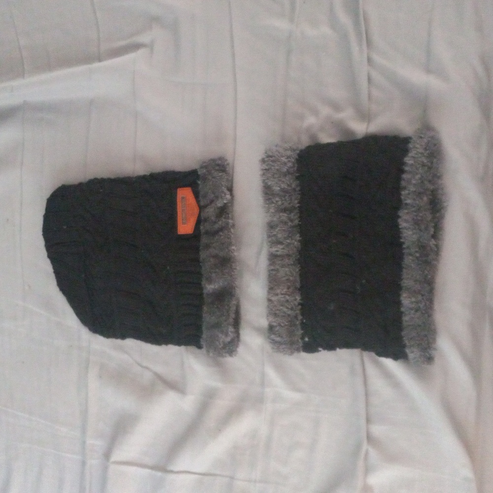 Matching fleece hat and neck warmer